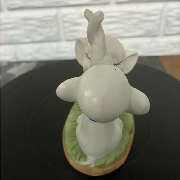 Artmark Vintage Kissing Ceramic Elephants Figurine. Rare and from the 1960’s. - Picture 3 of 5